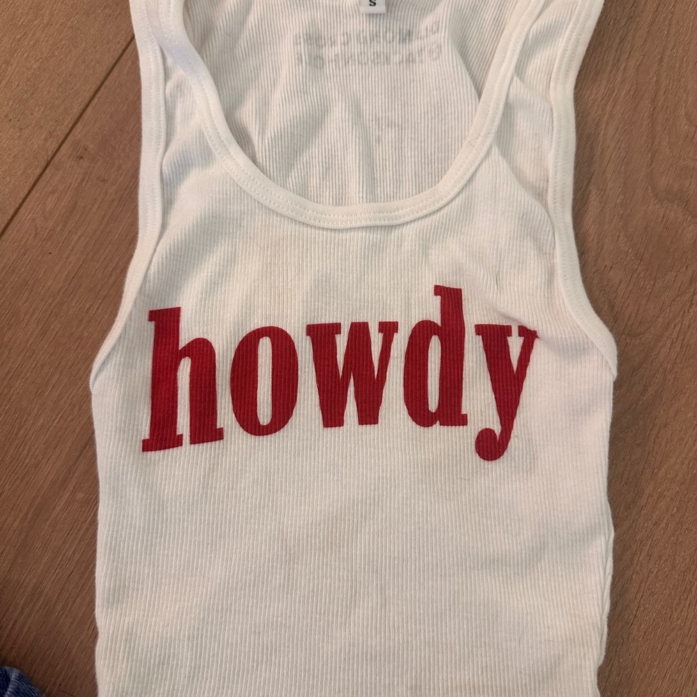 White Tank Top with Red 'Howdy' Print